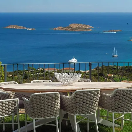 Con Vista Da Sogno * Πόρτο Τσέρβο